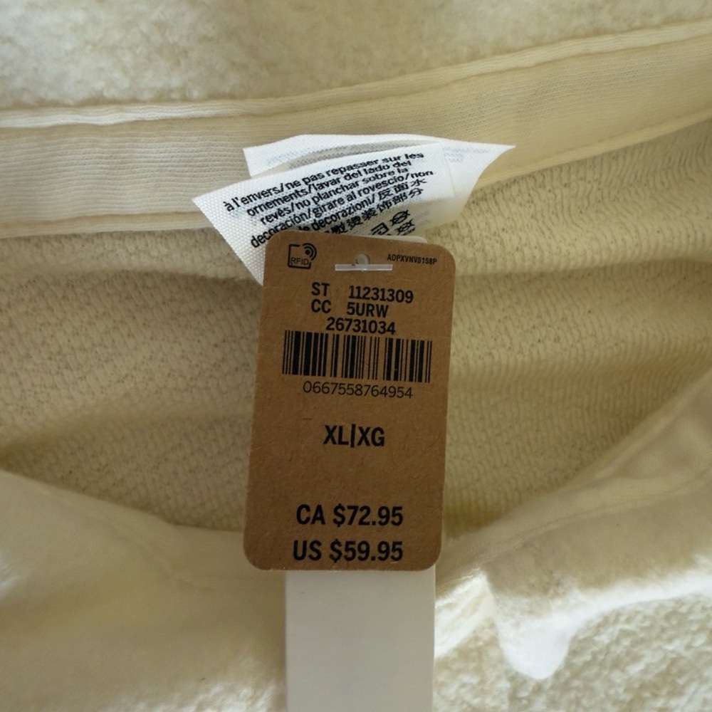 PINK Victory Secret
Reverse Fleece Shacket - Picture 9 of 9